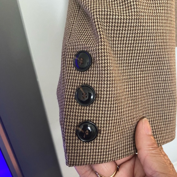 Brown Houndstooth Blazer - Picture 5 of 9